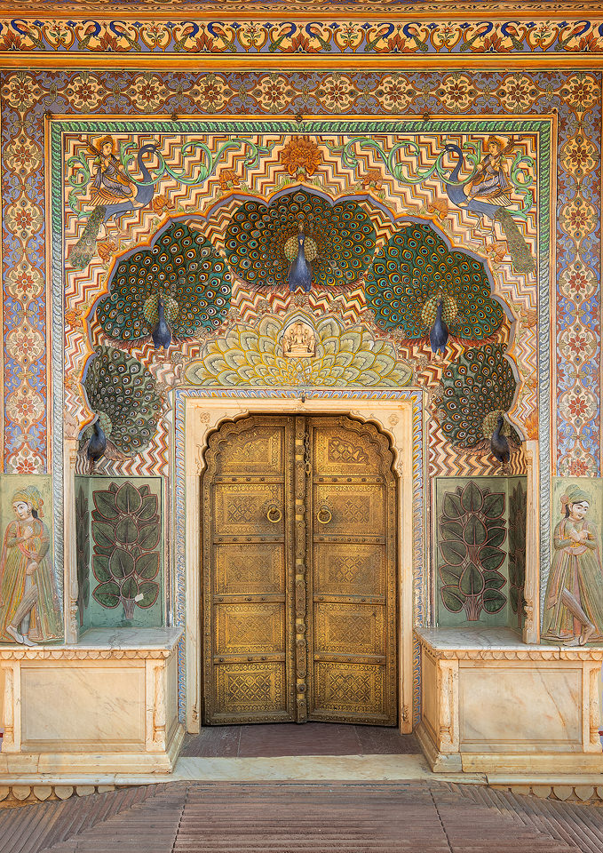 The Peacock Gate, which represents Autumn and is dedicated to Lord Vishnu. Pritam Niwas Chowk, City Palace, Jaipur, India. 